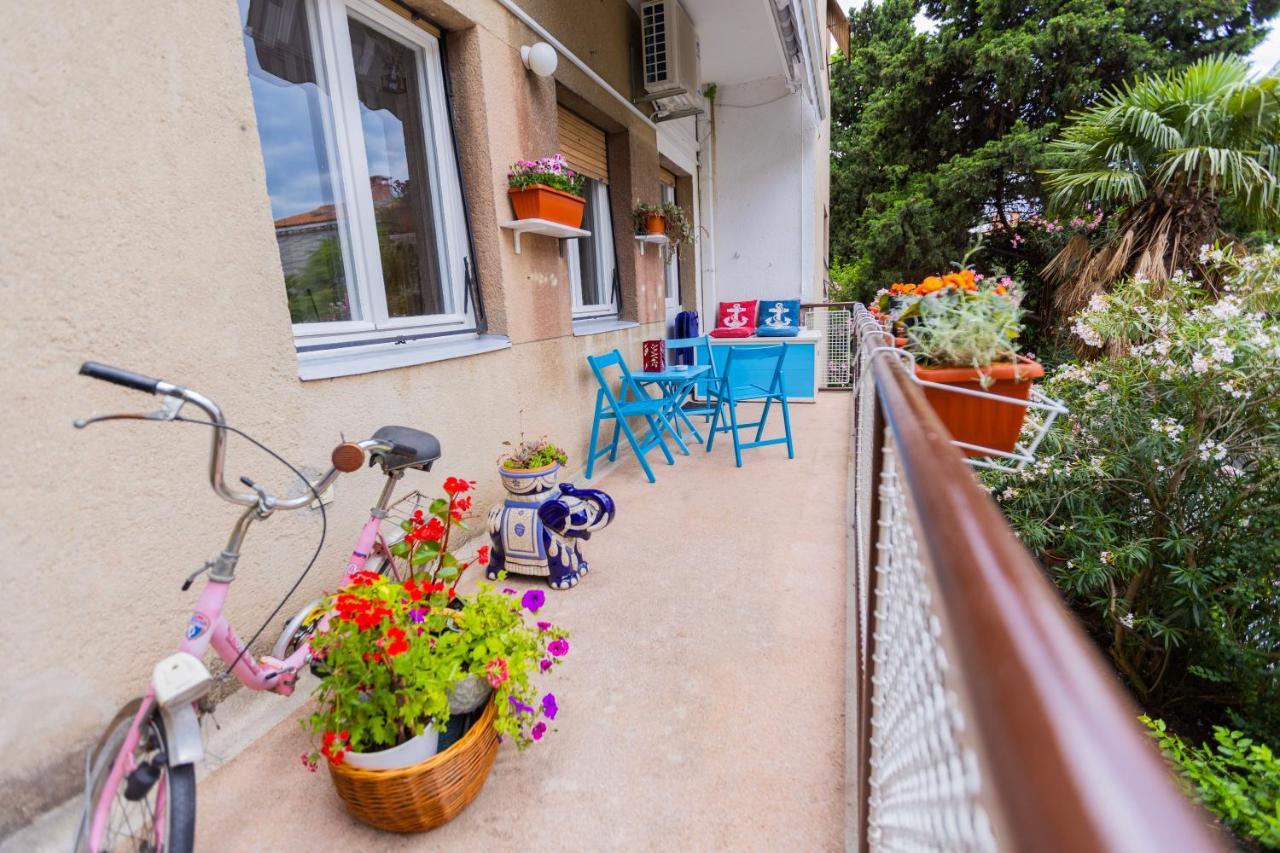 Comfy With A Dreamy Terrace Near The Old