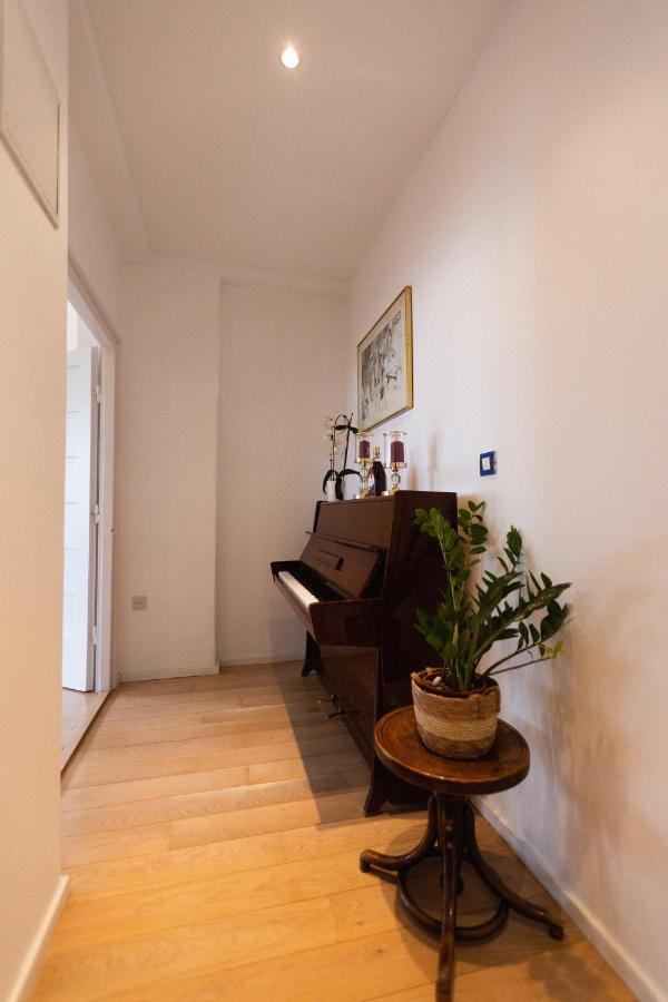 Comfy With A Dreamy Terrace Near The Old Apartment *