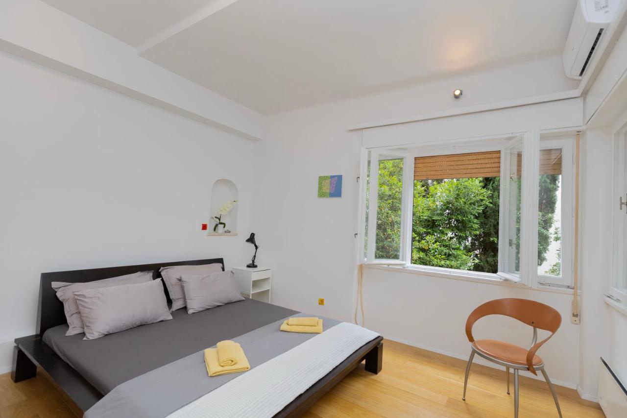 Apartment Comfy With A Dreamy Terrace Near The Old *