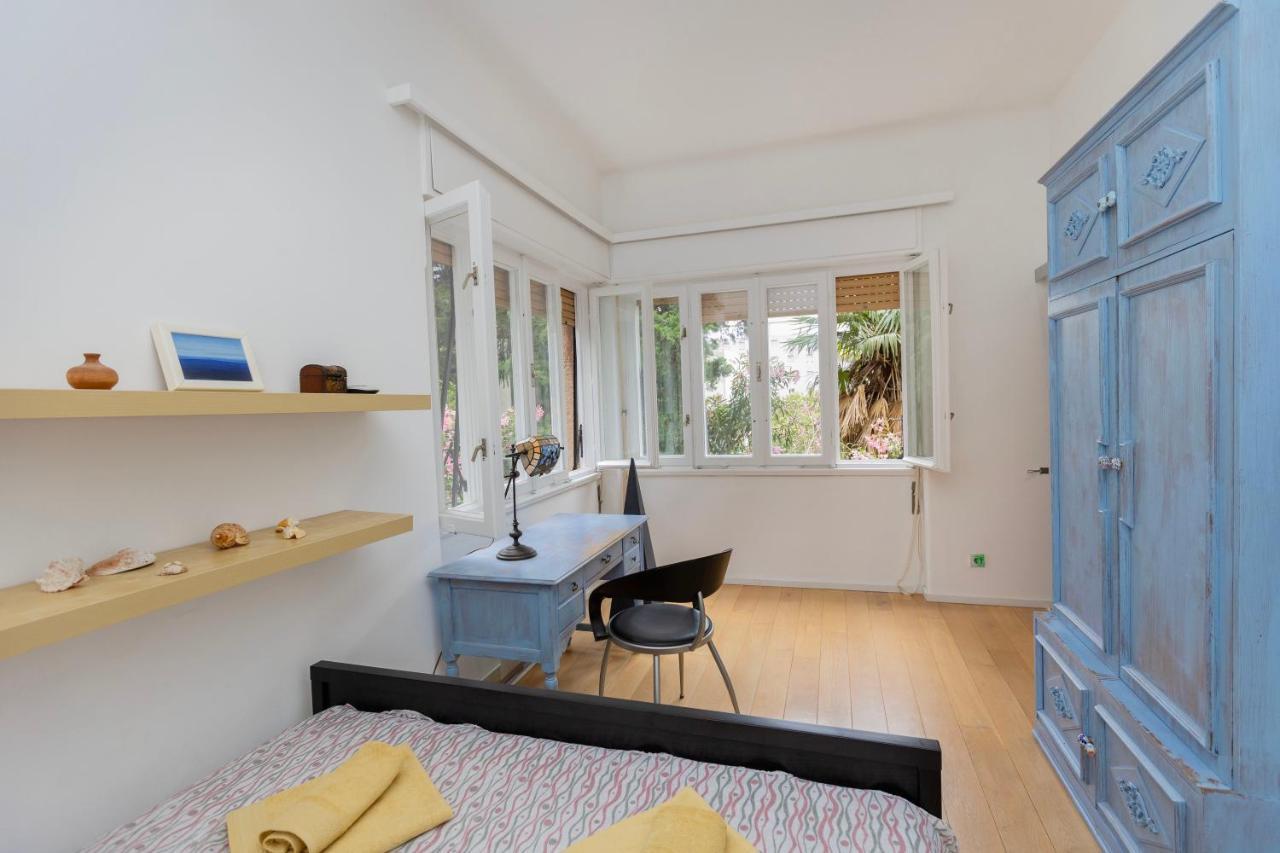 Comfy With A Dreamy Terrace Near The Old Apartment Split